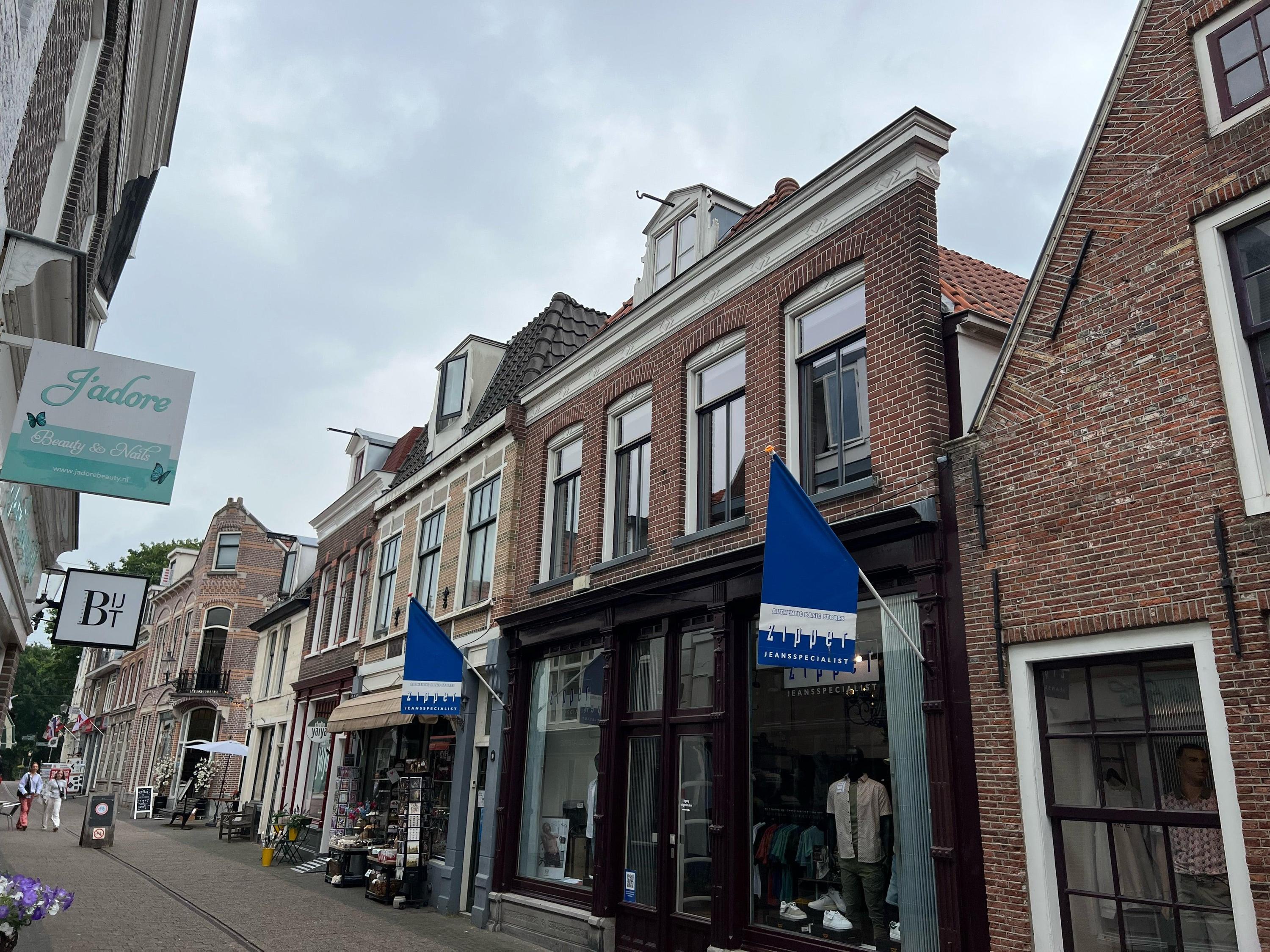 Appartement te koop: Hanensteeg 4, Weesp