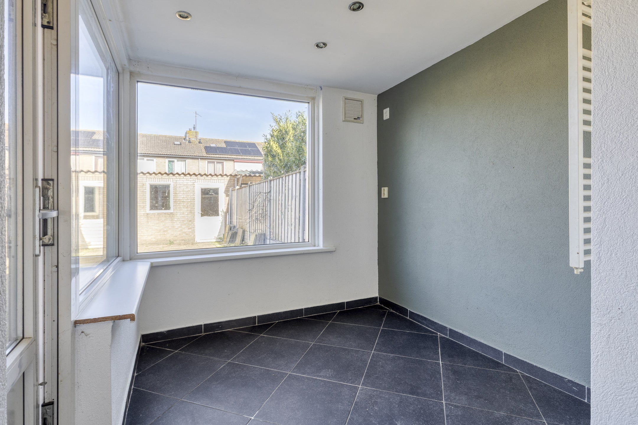 Tussenwoning te koop: Drostlaan 34, Sluiskil