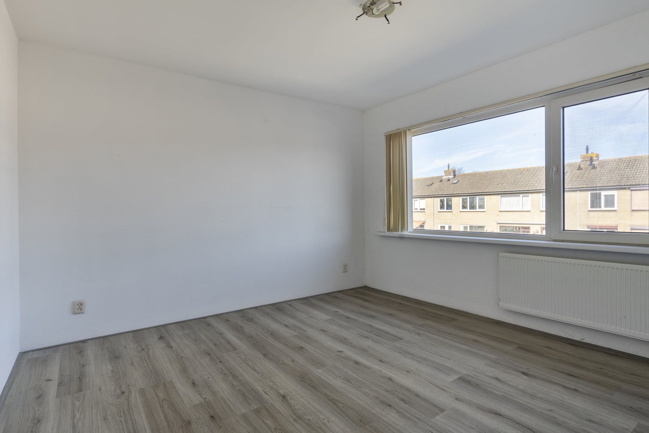 Tussenwoning te koop: Drostlaan 34, Sluiskil