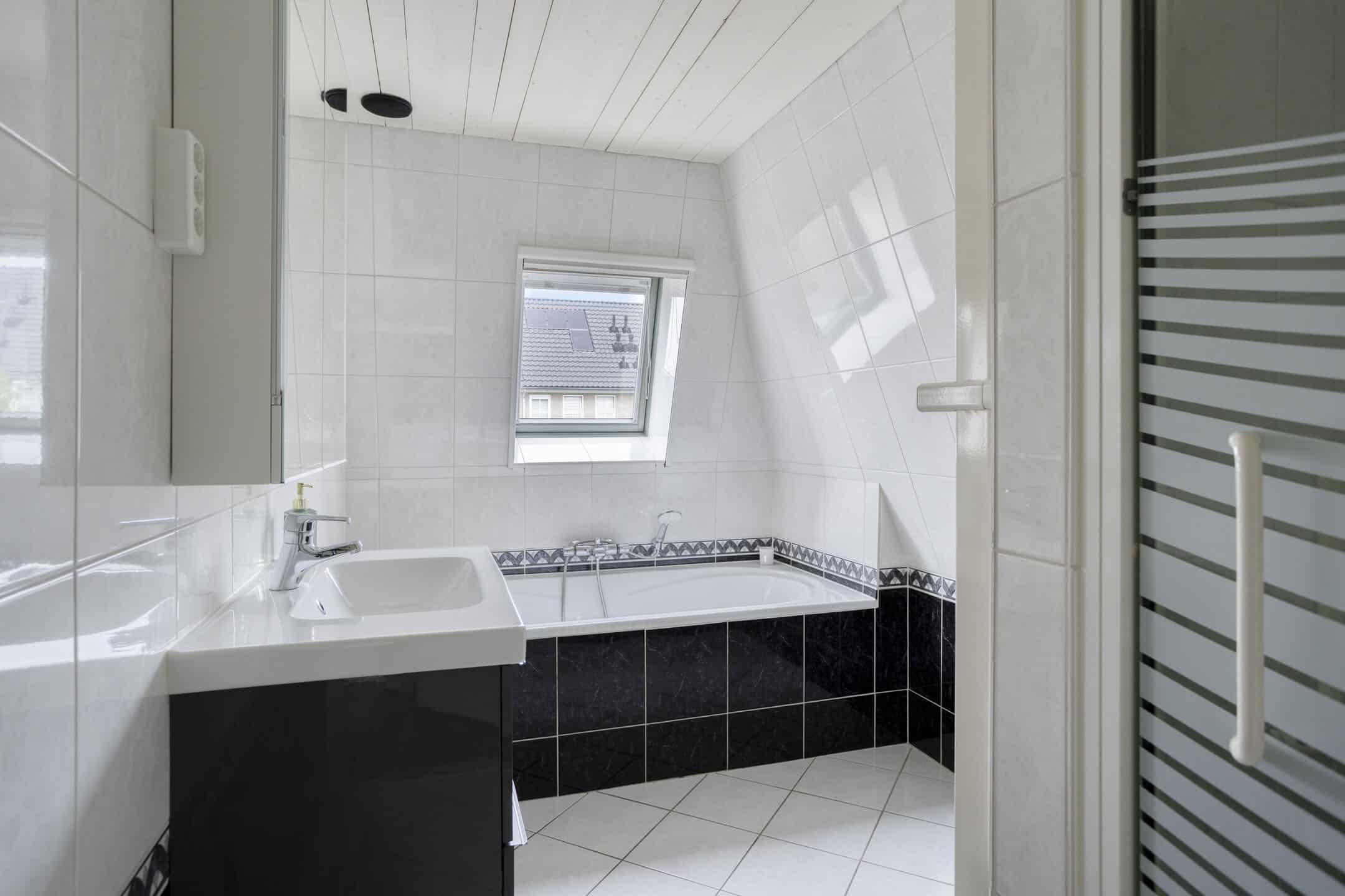 Hoekwoning te koop: Monseigneur Völkerstraat 25, Kaatsheuvel
