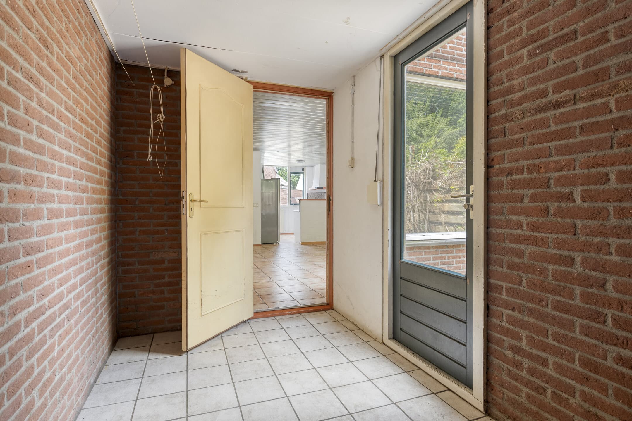 Tussenwoning te koop: Heinoord 18, Breda