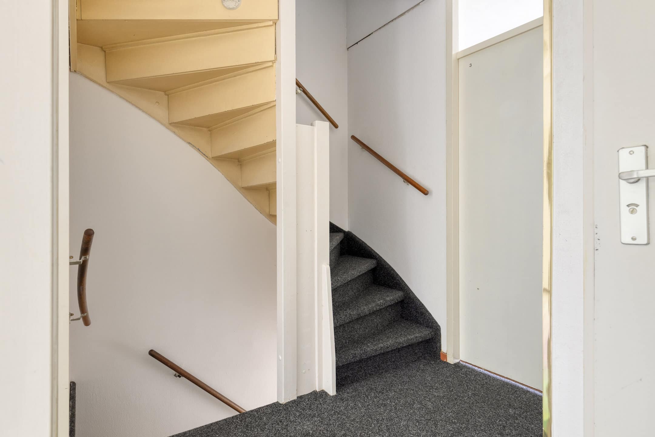 Tussenwoning te koop: Heinoord 18, Breda