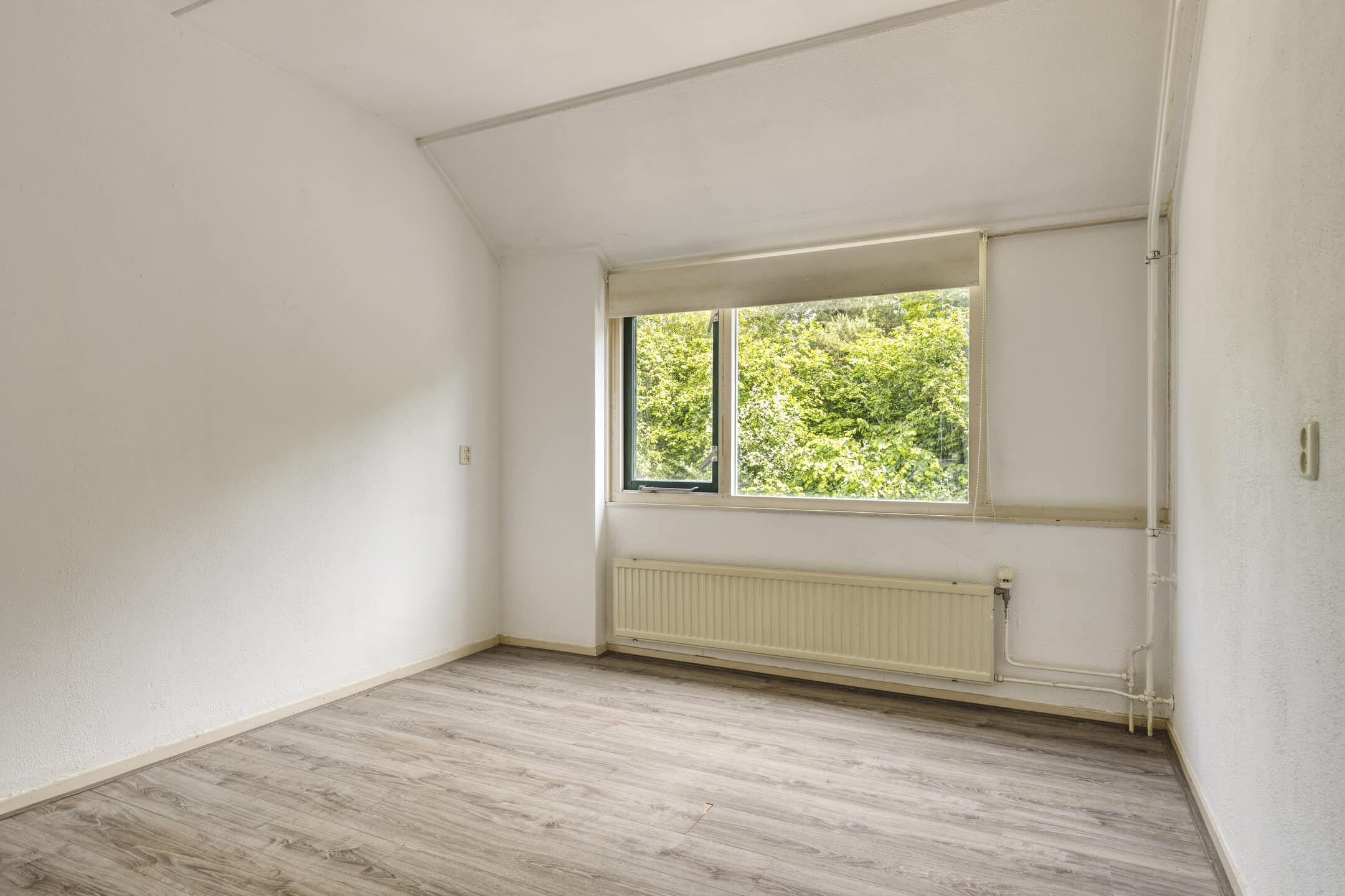 Tussenwoning te koop: Heinoord 18, Breda