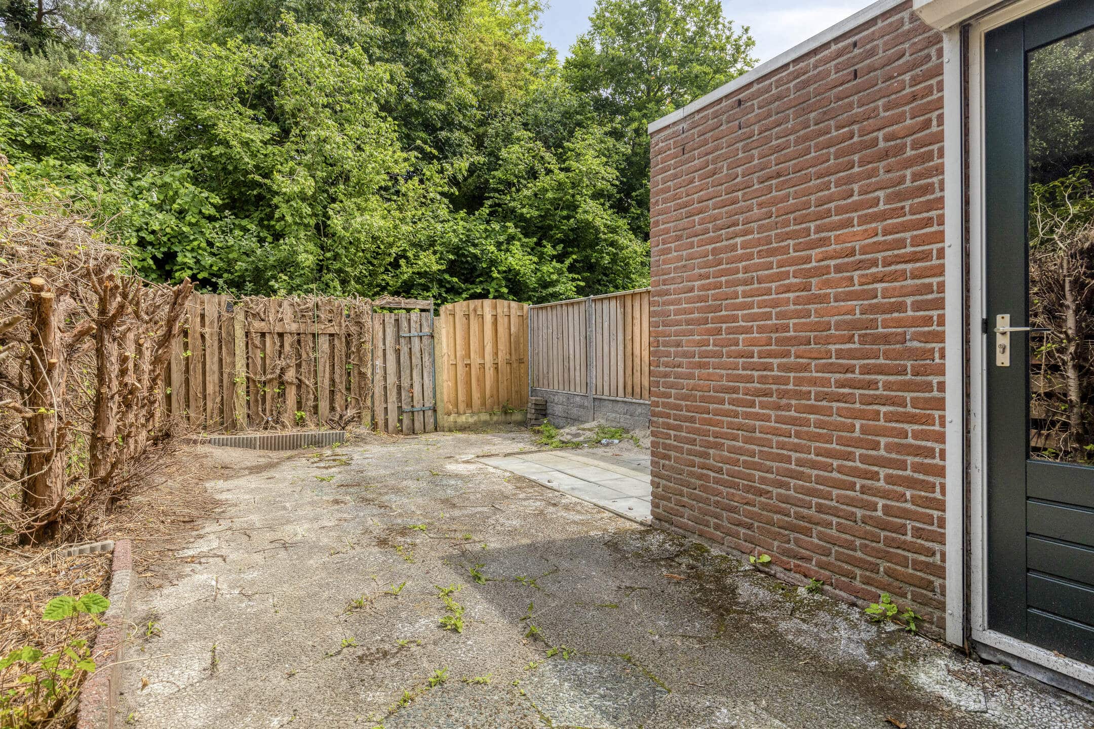 Tussenwoning te koop: Heinoord 18, Breda