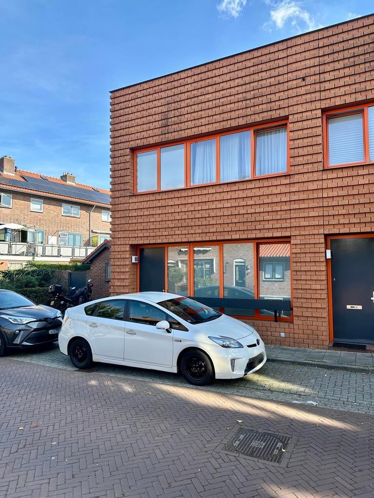 Huis Adelaarstraat — foto 1