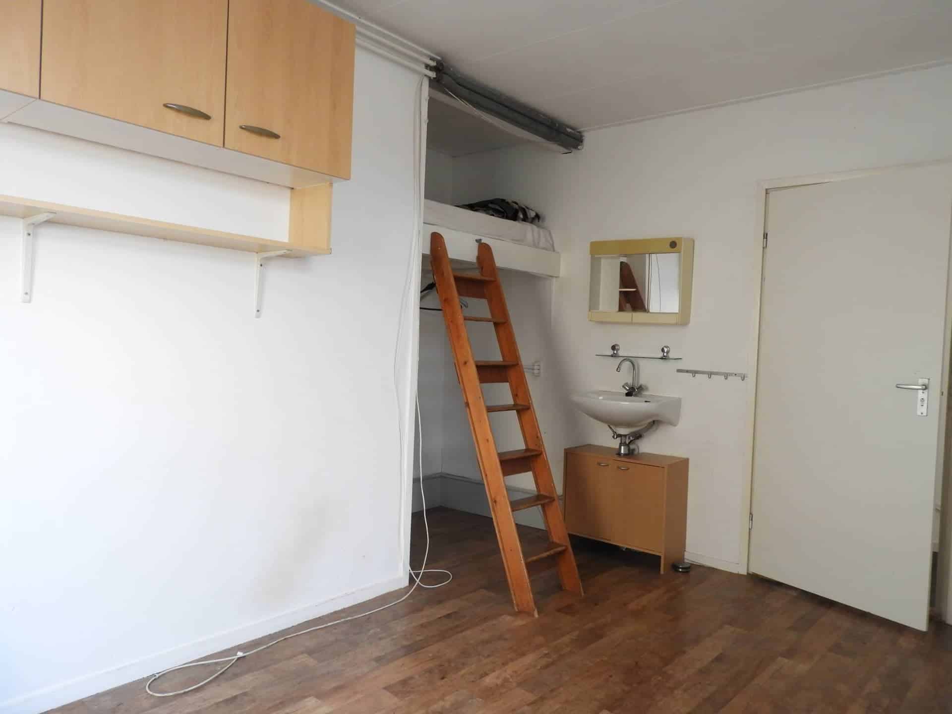 Room in Alphen aan den Rijn