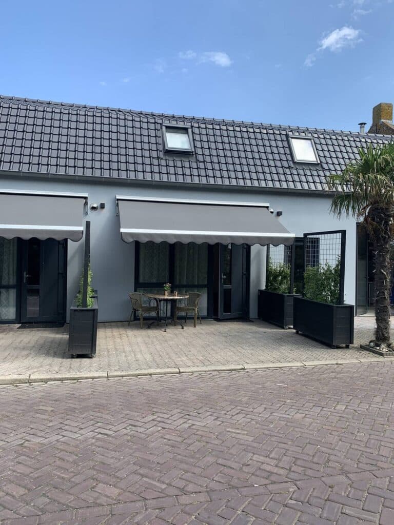 Dijk van Bommenede, Zonnemaire
