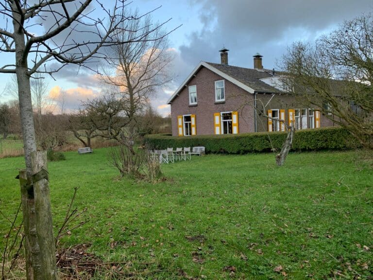 Koningin Emmaweg, Vrouwenpolder