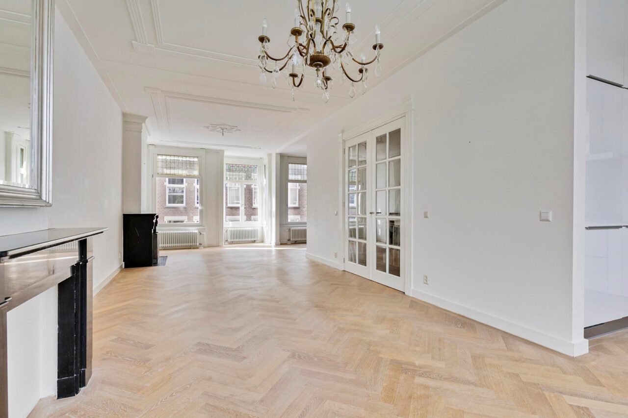 free-sector-houses for rent on Valeriusstraat 296
