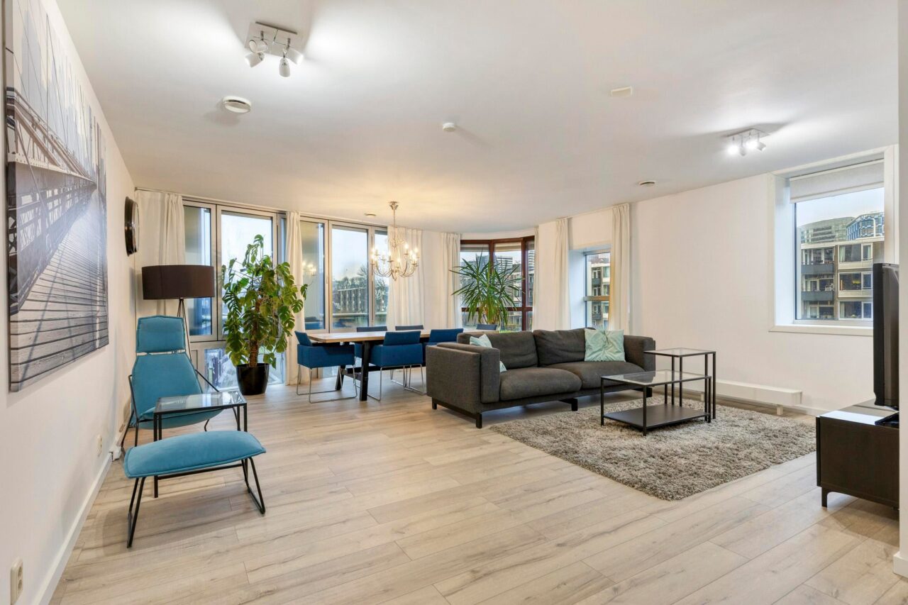 huurwoningen te huur op Van Leijenberghlaan 2