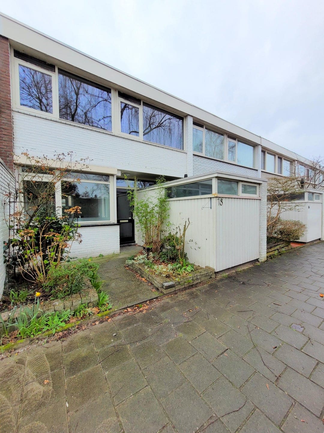 apartments for rent on Aurorastraat 18