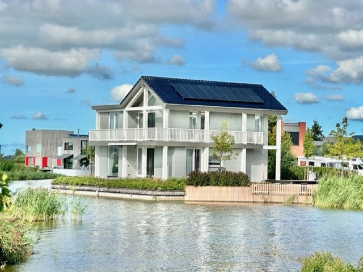Huis Hemma Oddastrjitte — foto 1