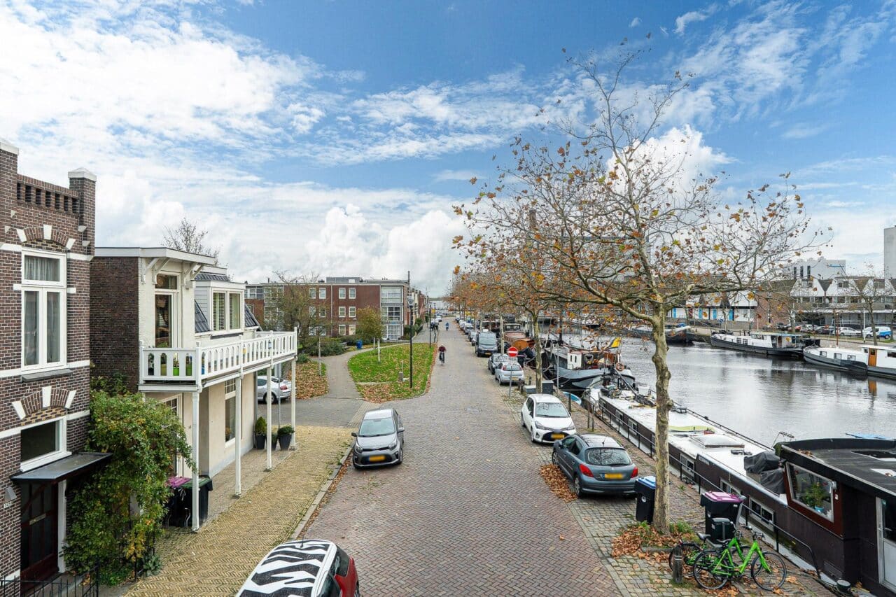 Woning te huur: Emmakade, Leeuwarden