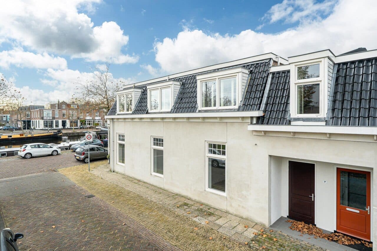 Woning te huur: Emmakade, Leeuwarden