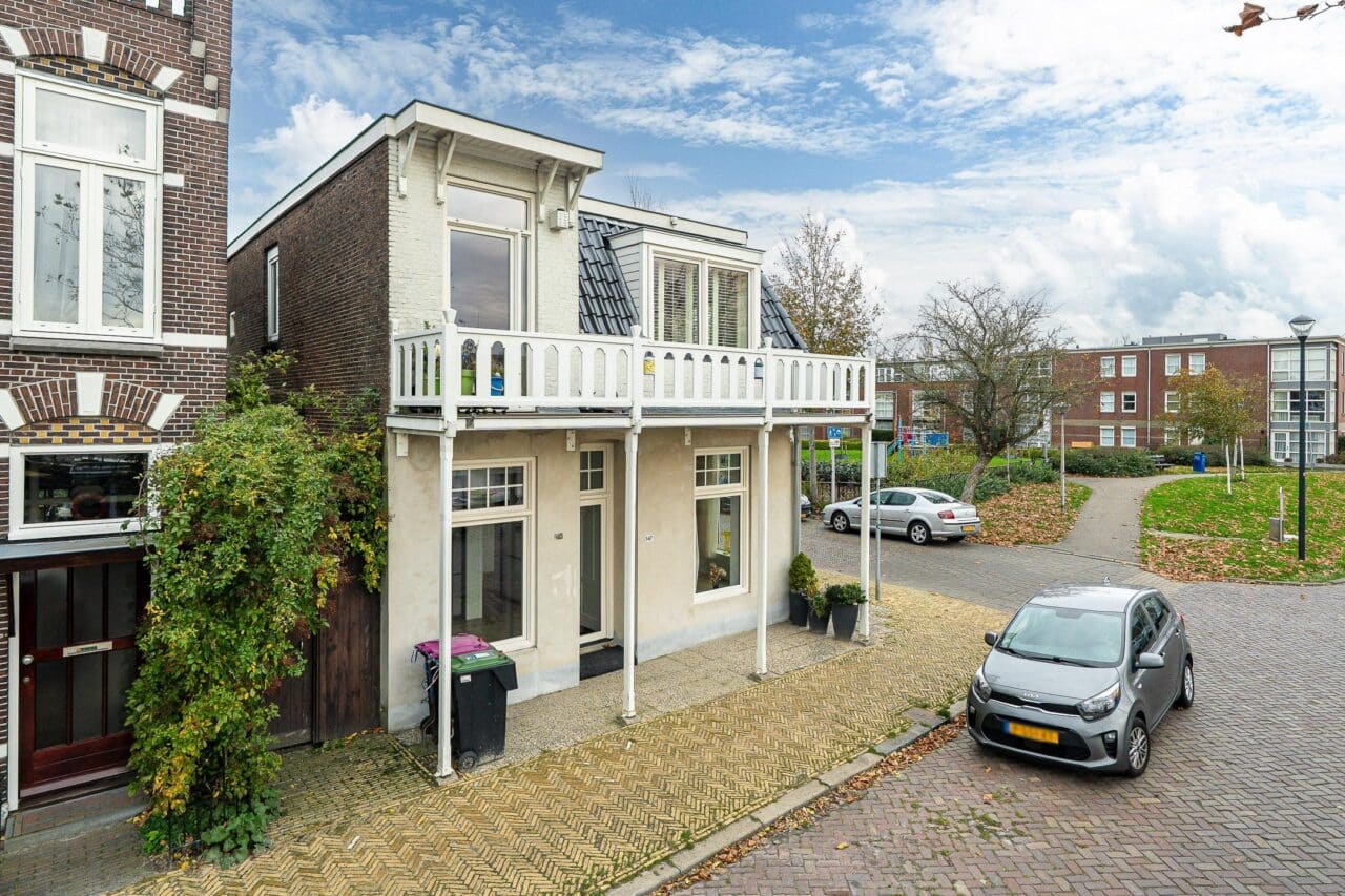 Woning te huur: Emmakade, Leeuwarden